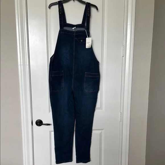 Denim overalls w/ adjustable straps - Picture 1 of 6